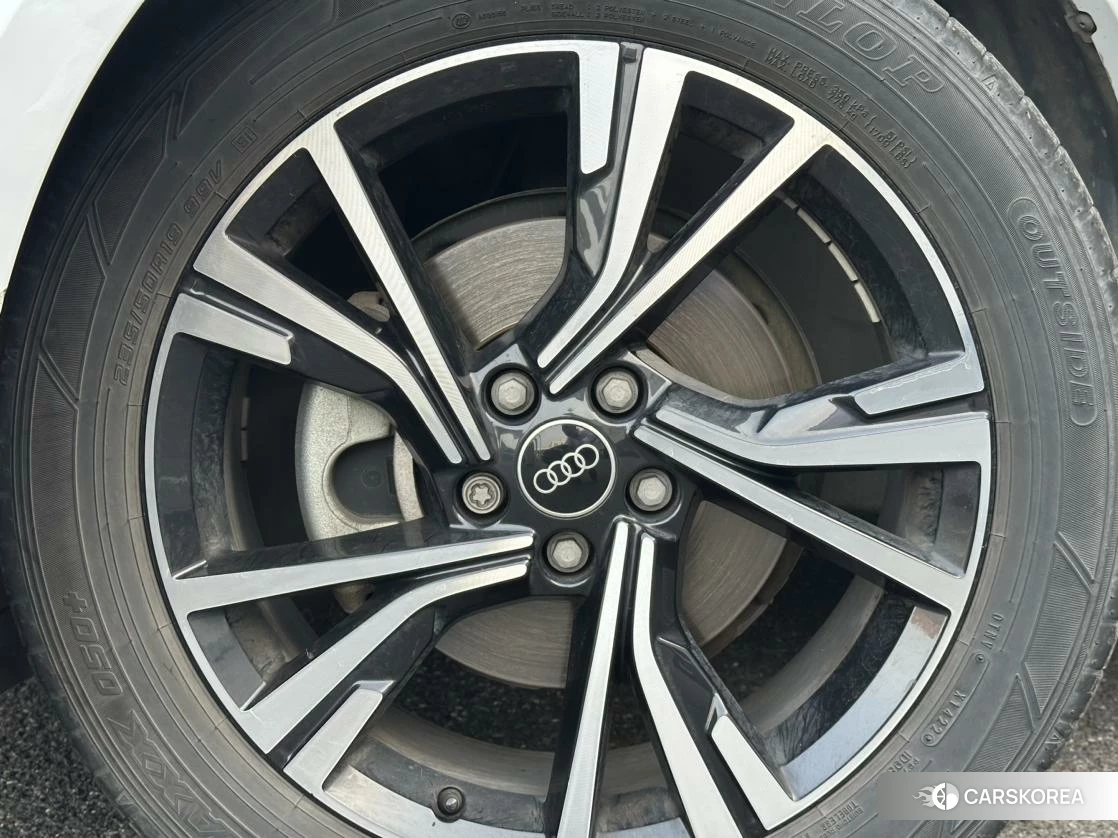 Audi Q3 Sportback 2021 Белый из Китая, фото 2