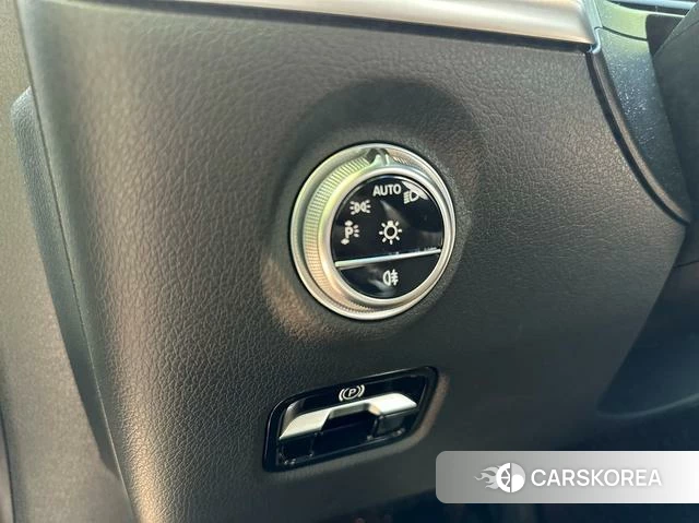 Mercedes-Benz C-class 2024 Белый из Китая, фото 2