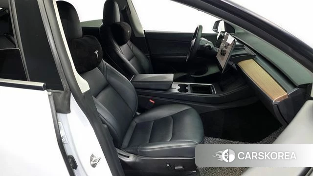Tesla Model Y 2022 Белый из Кореи, фото 2