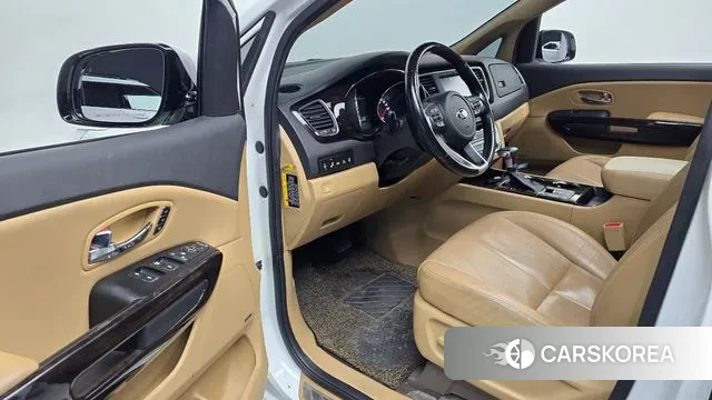 Kia The New Carnival 2020 Белый из Кореи, фото 2