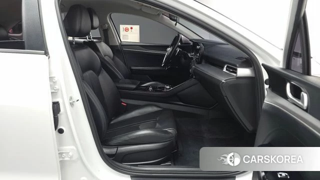 Kia K5 3rd generation 2021 Белый из Кореи, фото 2