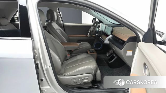 Hyundai Ionic 5 2022 Серебряный из Кореи, фото 2