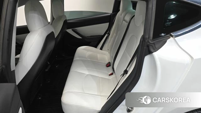 Tesla Model 3 2020 Белый из Кореи, фото 2