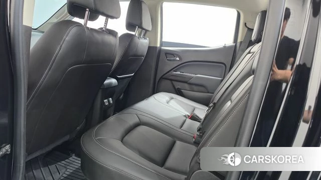 Chevrolet (GM Daewoo) Real New Colorado 2021 Черный из Кореи, фото 2