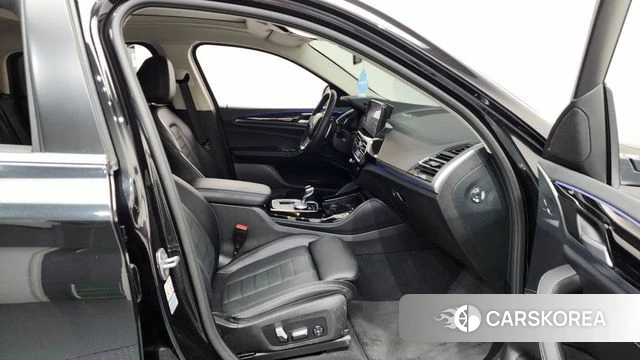 BMW X4 (G02) 2023 Черный из Кореи, фото 2