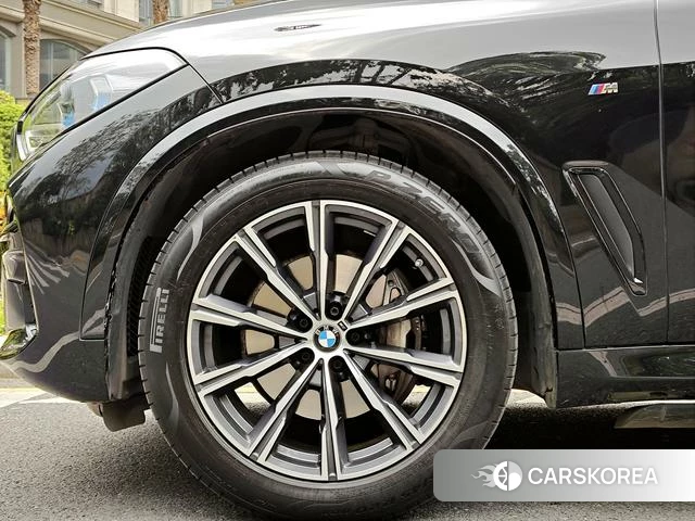 BMW X5 2021 Черный из Китая, фото 2