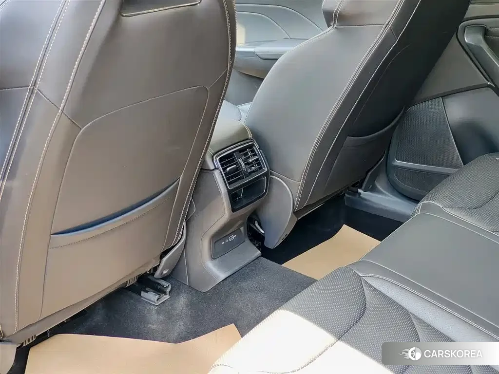 Skoda Kodiaq 2023 Черный из Китая, фото 2