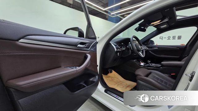 BMW X4 (G02) 2025 Белый из Кореи, фото 2