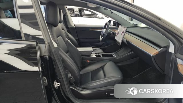 Tesla Model 3 2022 Черный из Кореи, фото 2