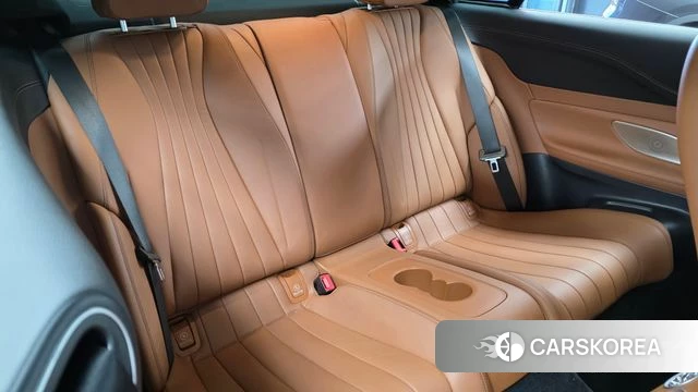 Mercedes-Benz E-Class W213 2022 Белый из Кореи, фото 2