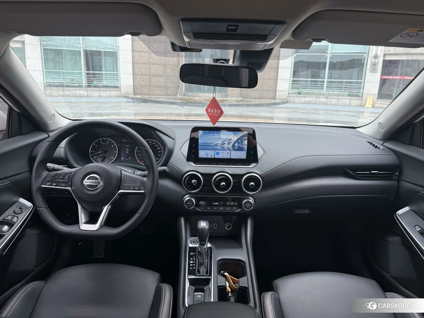 Nissan Sylphy 2020 Белый из Китая, фото 2