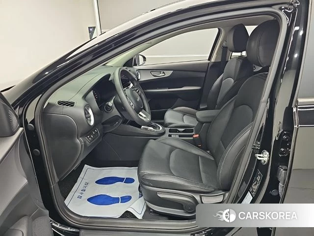 Kia The New K3 2nd generation 2024 Черный из Кореи, фото 2