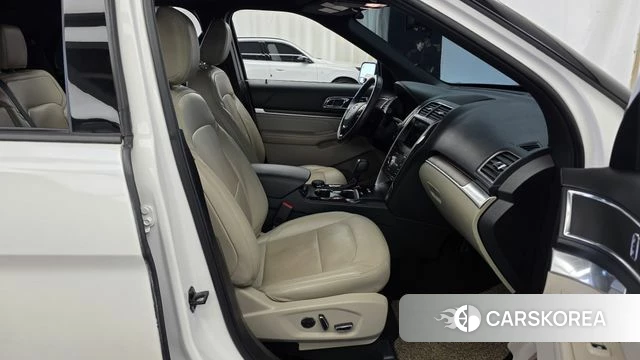 Ford Explorer 2018 Белый из Кореи, фото 2