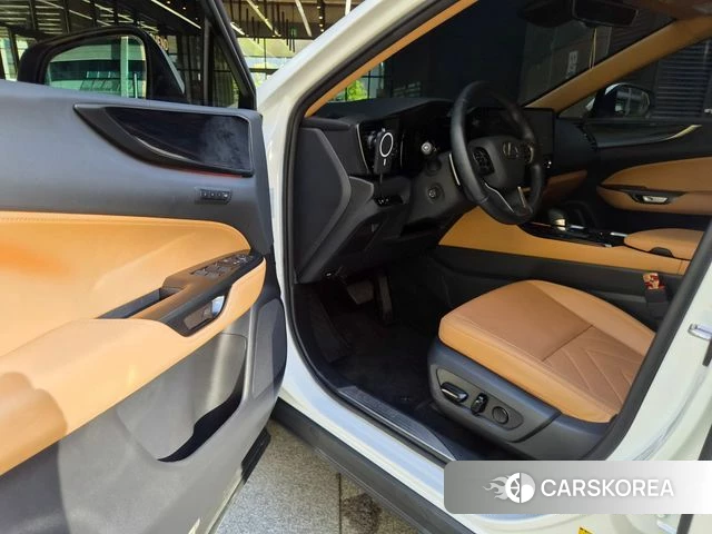 Lexus NX350h Second generation 2025 Белый из Кореи, фото 2