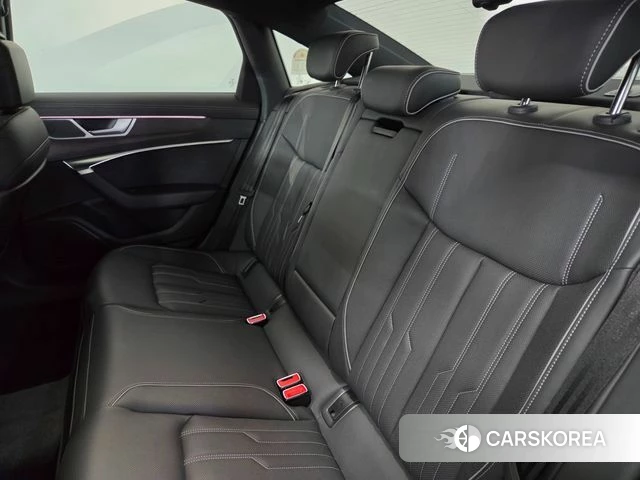 Audi A6 (C8) 2025 Серый из Кореи, фото 2