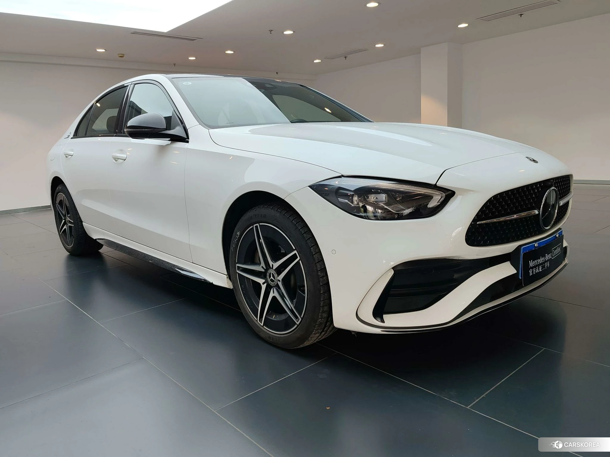 Mercedes-Benz C-class 2023 Белый из Китая, фото 2