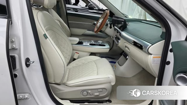 Genesis GV60 2022 Белый из Кореи, фото 2