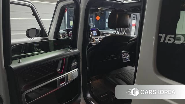 Mercedes-Benz G-Class W463b 2021 Белый из Кореи, фото 2