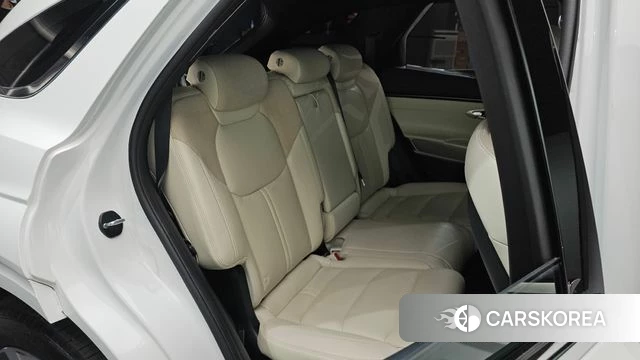 Genesis Electrified GV70 2022 Белый из Кореи, фото 2