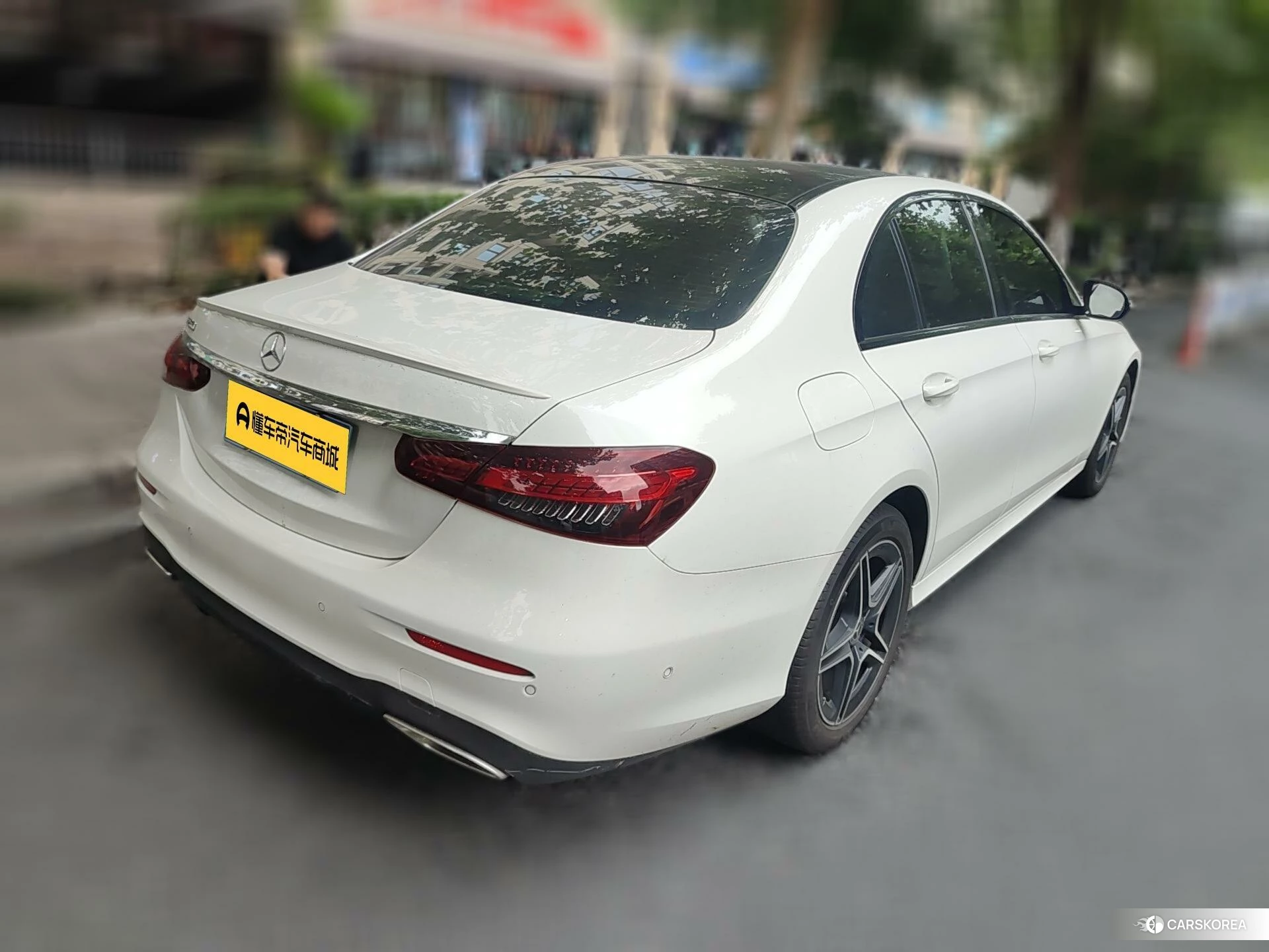 Mercedes-Benz E-Class 2022 Белый из Китая, фото 2