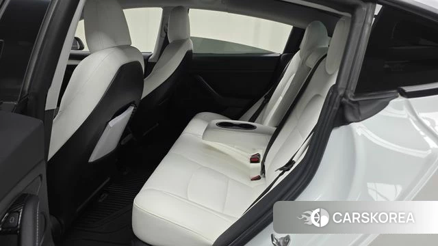 Tesla Model 3 2021 Белый из Кореи, фото 2