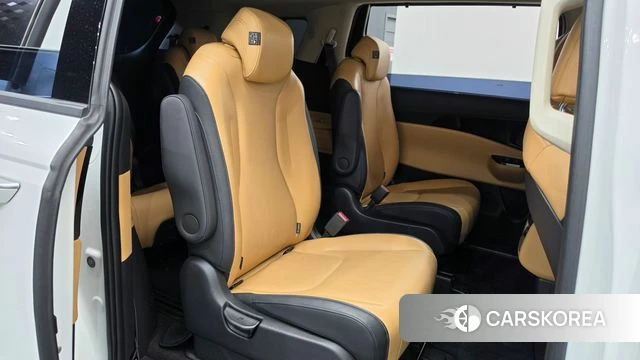 Kia Carnival 4th generation 2023 Белый из Кореи, фото 2