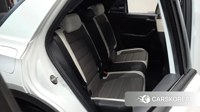 Volkswagen T-Roc 2021 Белый из Кореи, фото 2