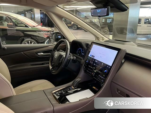 Toyota Alphard 2025 Белый из Китая, фото 2