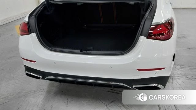 Mercedes-Benz E-Class W214 2026 Белый из Кореи, фото 2