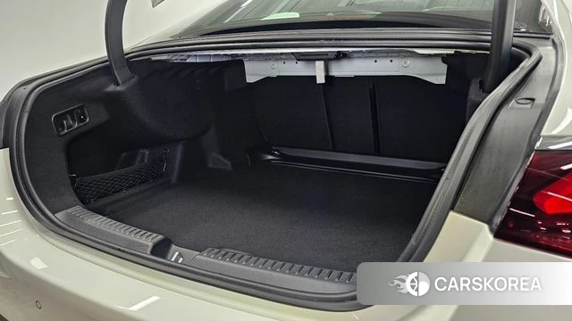 Mercedes-Benz E-Class W214 2025 Белый из Кореи, фото 2