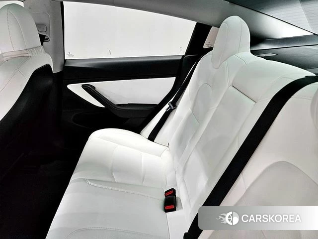 Tesla Model 3 2021 Красный из Кореи, фото 2