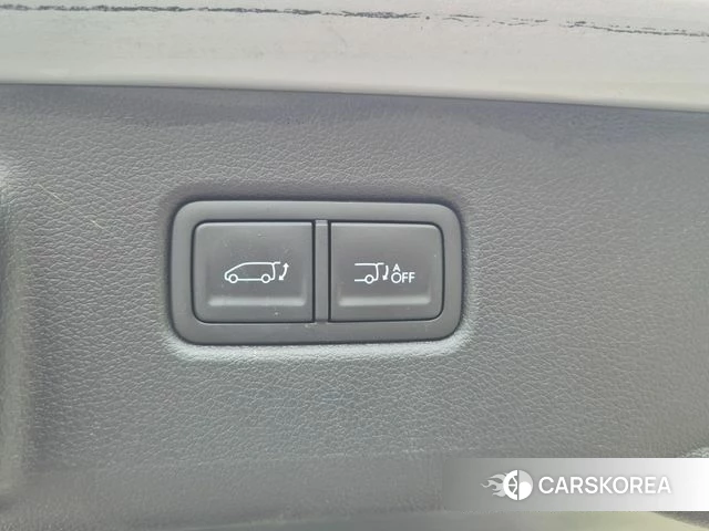 Hyundai Staria 2025 Серебристо-серый из Кореи, фото 2