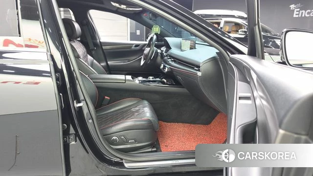 Genesis G80 (RG3) 2023 Черный из Кореи, фото 2