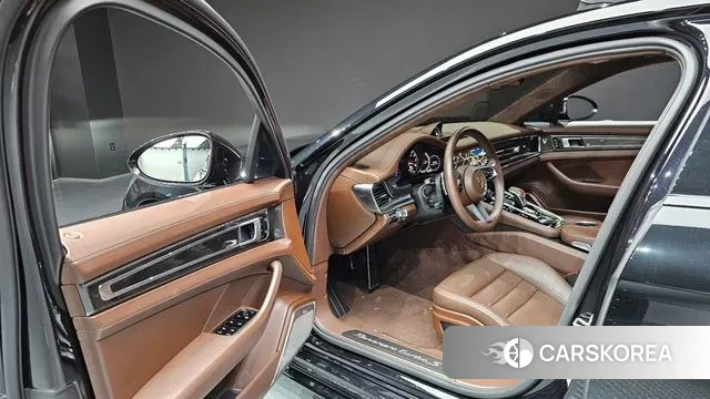 Porsche Panamera (971) 2021 Черный из Кореи, фото 2