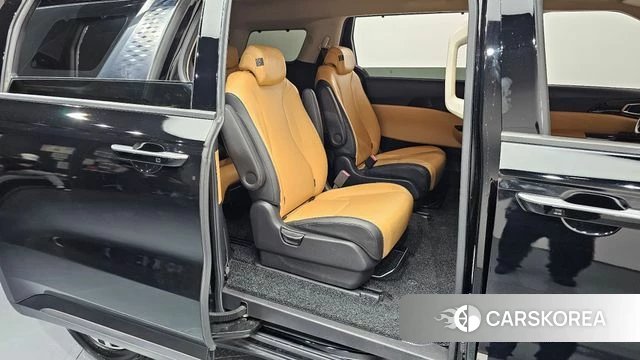 Kia Carnival 4th generation 2021 Черный из Кореи, фото 2