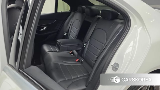 Mercedes-Benz C-Class W205 2019 Белый из Кореи, фото 2