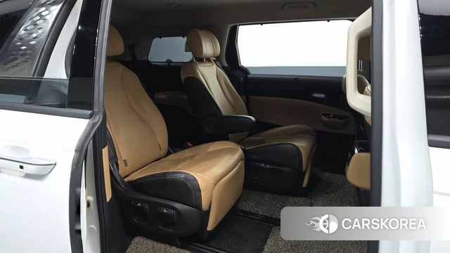 Kia Carnival 4th generation 2022 Белый из Кореи, фото 2