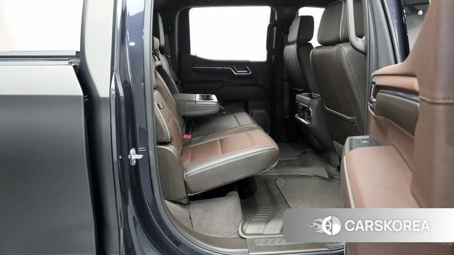 GMC Sierra 2024 Песочный из Кореи, фото 2