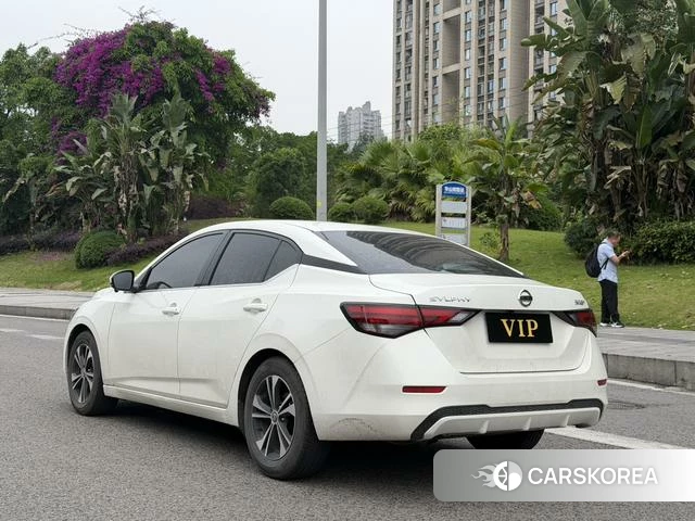 Nissan Sylphy 2021 Белый из Китая, фото 2