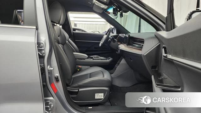 Ssangyong The New Torres 2025 Серебристо-серый из Кореи, фото 2