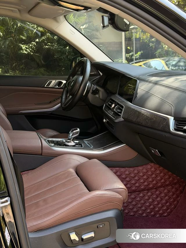 BMW X5 2021 Черный из Китая, фото 2
