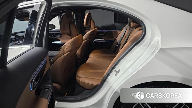 Mercedes-Benz E-Class W214 2026 Белый из Кореи, фото 2