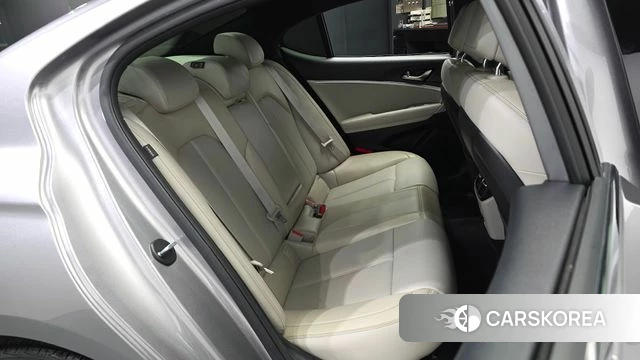 Genesis The New G70 2021 Серебристо-серый из Кореи, фото 2