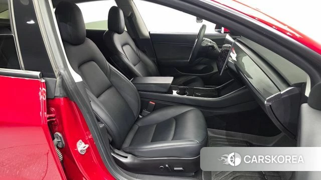 Tesla Model 3 2020 Красный из Кореи, фото 2