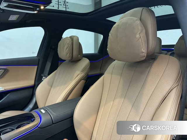 Mercedes-Benz E-Class 2024 Синий из Китая, фото 2