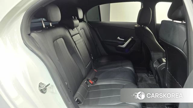 Mercedes-Benz A-Class W177 2022 Белый из Кореи, фото 2