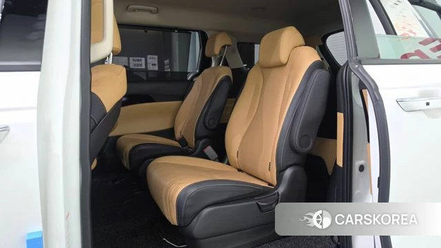 Kia Carnival 4th generation 2022 Белый из Кореи, фото 2