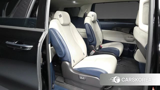 Kia The New Carnival 4th Generation 2025 Черный из Кореи, фото 2