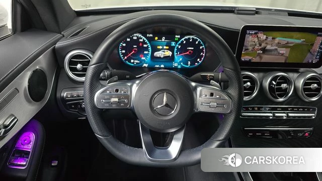 Mercedes-Benz C-Class W205 2022 Белый из Кореи, фото 2