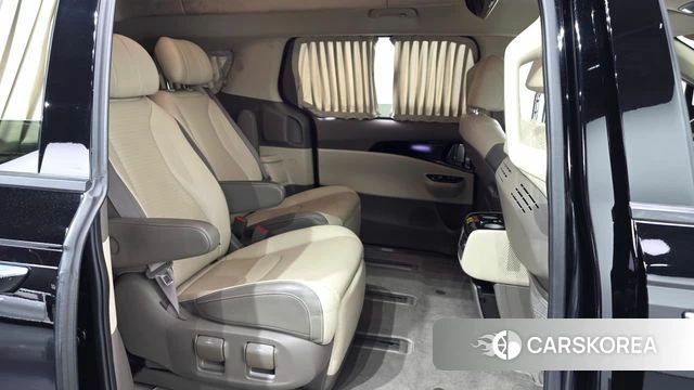 Kia Carnival 4th generation 2023 Черный из Кореи, фото 2